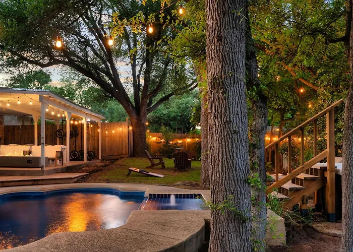 Holiday home Pool & Hot Tub Luxury Escape Gym & Gameroom Round Rock