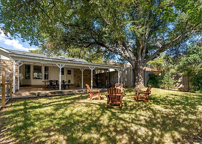 Pool & Hot Tub Luxury Escape Gym & Gameroom * Round Rock