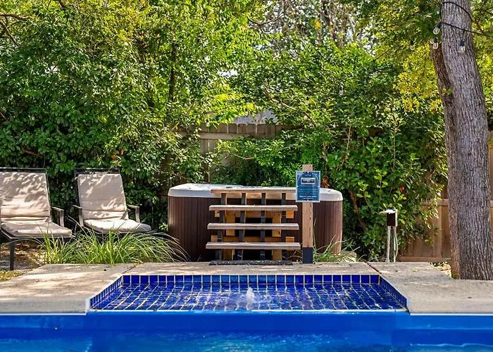 Holiday home Pool & Hot Tub Luxury Escape Gym & Gameroom