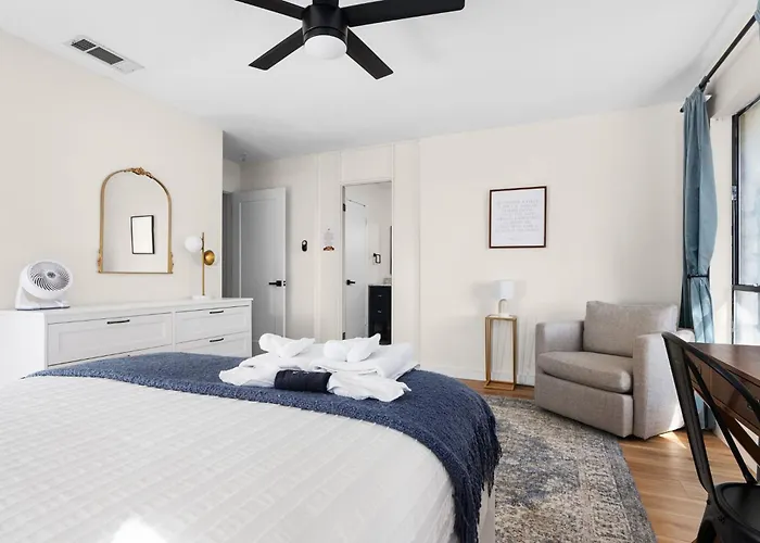 Pool & Hot Tub Luxury Escape Gym & Gameroom Round Rock